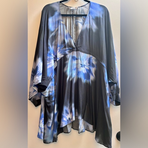Zara Blue & Black Tie-Dye Flowy Tunic Top - Picture 2 of 14